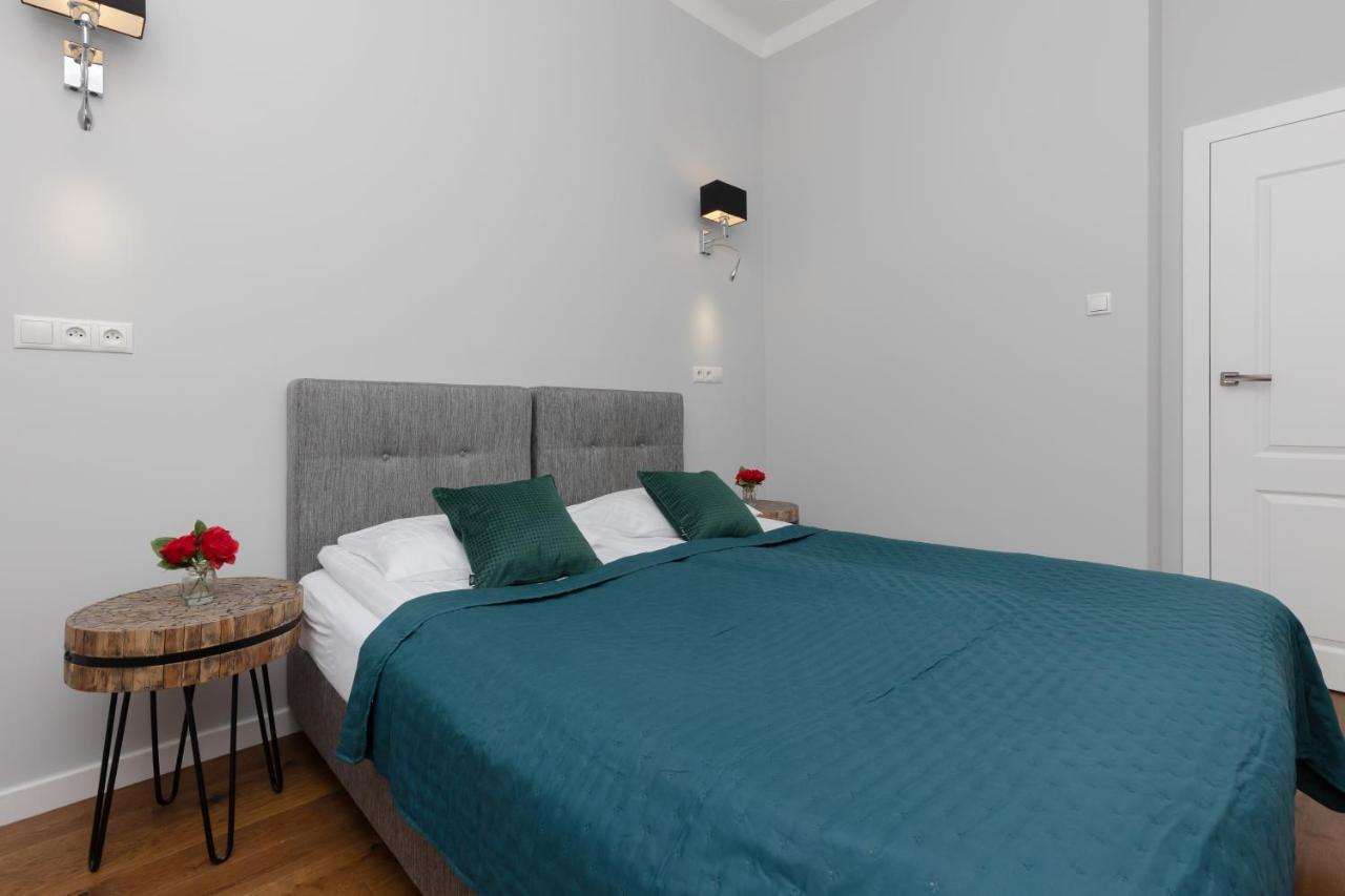 City Center Aparthotel Chmielna By Noclegi Renters Warschau Exterior foto