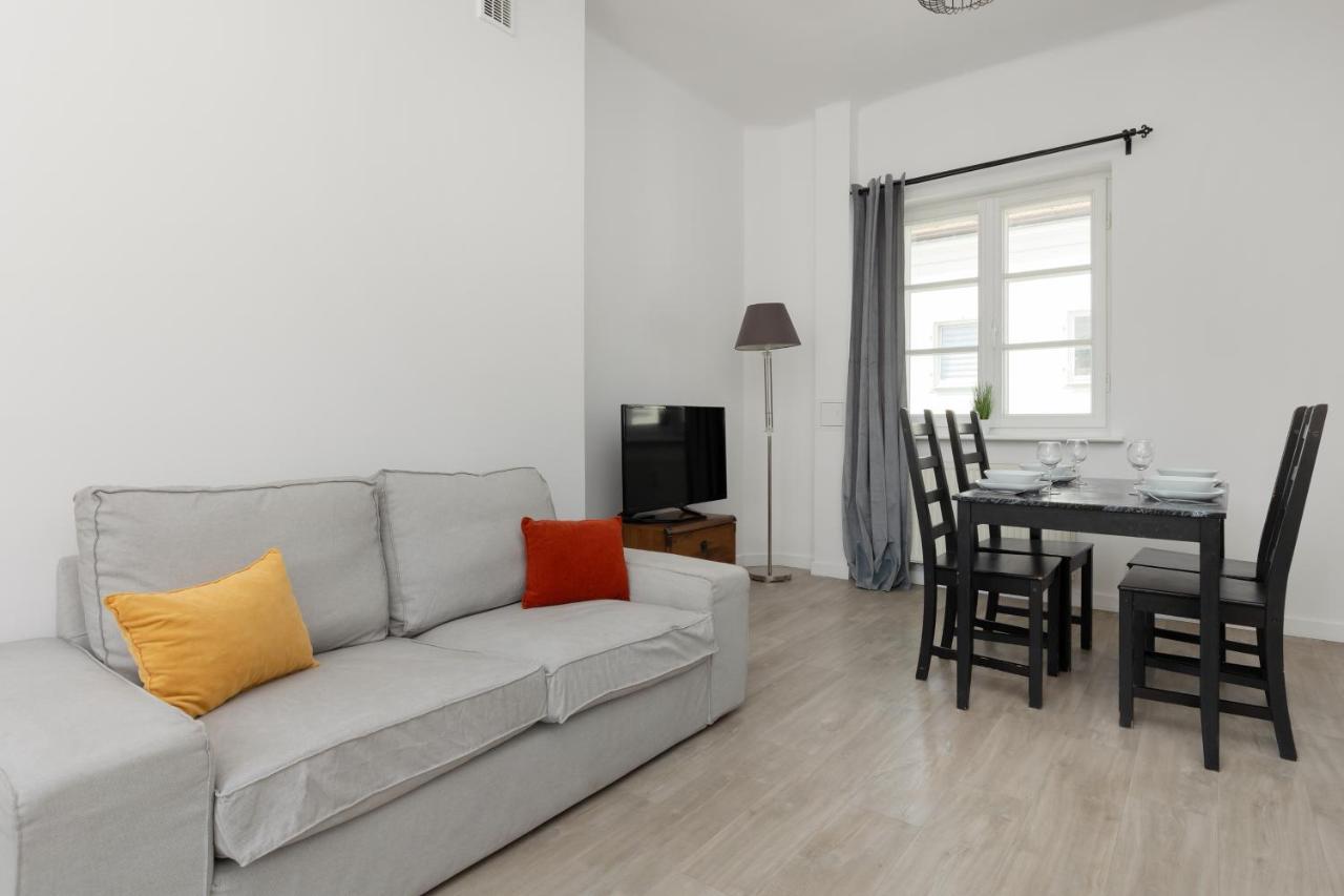 City Center Aparthotel Chmielna By Noclegi Renters Warschau Exterior foto
